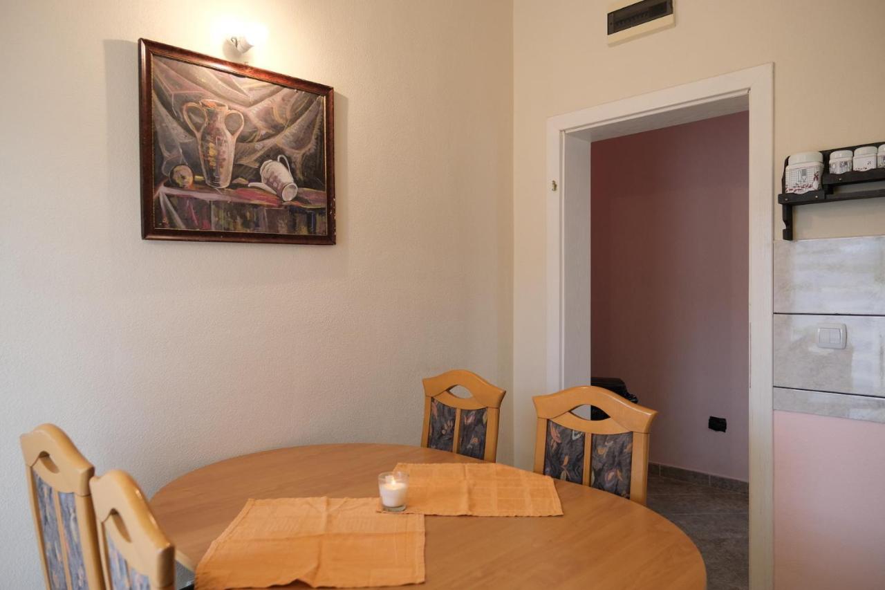 Apartments Jasmina Utjeha-Bušat Extérieur photo