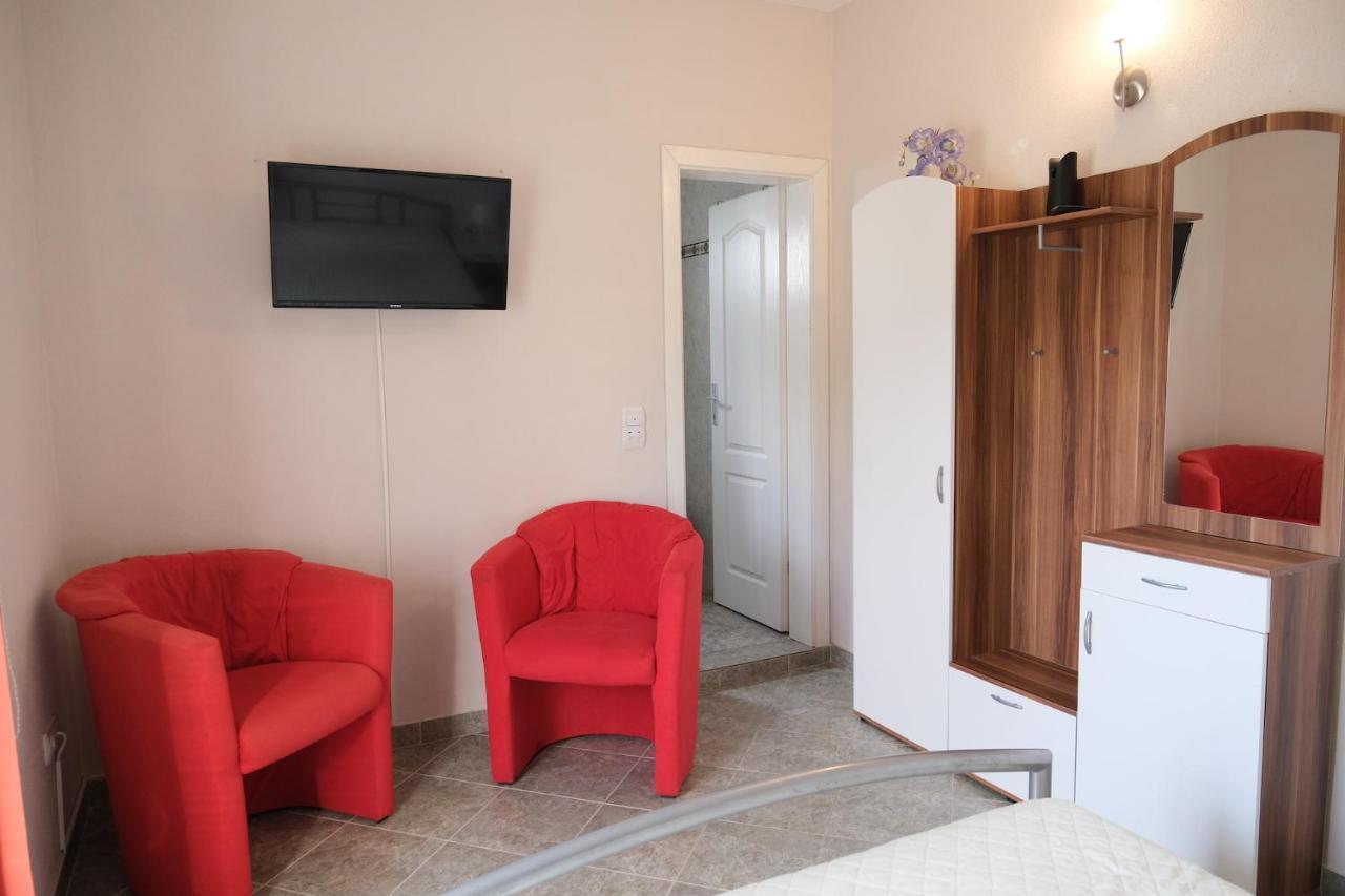 Apartments Jasmina Utjeha-Bušat Extérieur photo