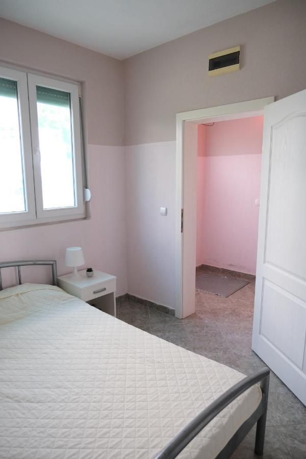 Apartments Jasmina Utjeha-Bušat Extérieur photo