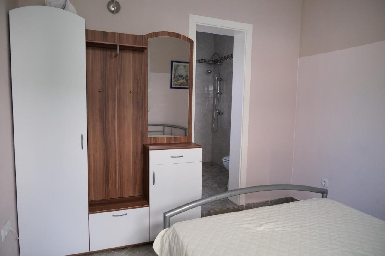 Apartments Jasmina Utjeha-Bušat Extérieur photo
