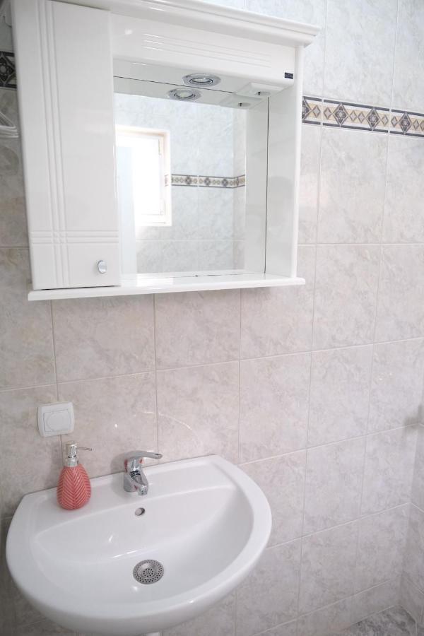 Apartments Jasmina Utjeha-Bušat Extérieur photo